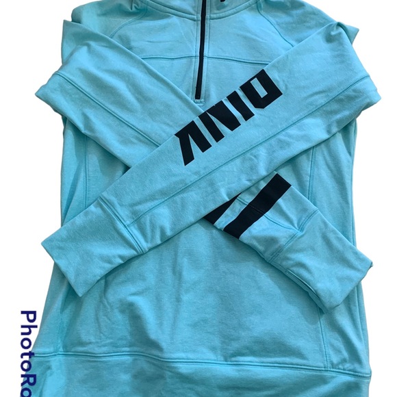 VS Pink 1/4 zip pullover. Size M. Fleece inside. NWT - Picture 4 of 5